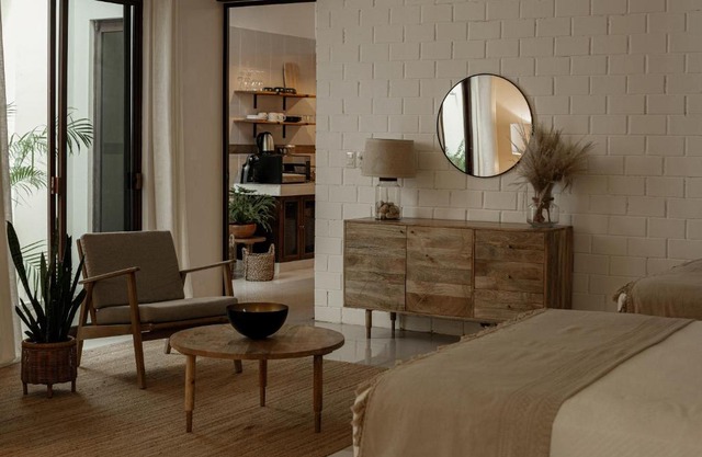 Narrativ Lofts - Serena - Beautiful Colonial Suite