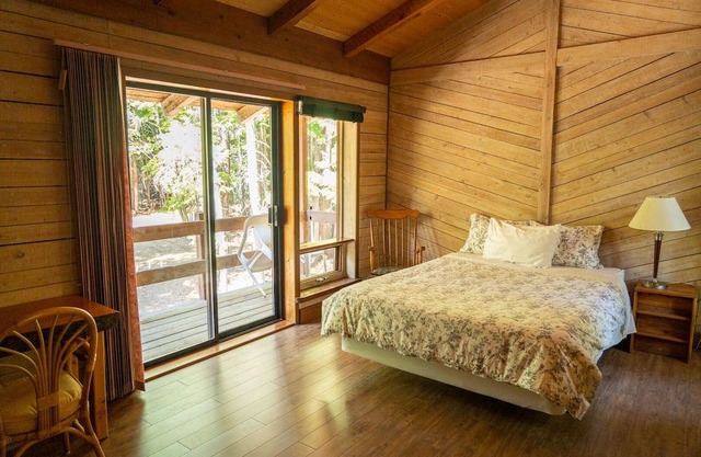Natural surroundings, peace & quiet, with adventure on your doorstep. (Pets ok)