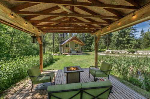 Nature Acres by NW Comfy Cabins