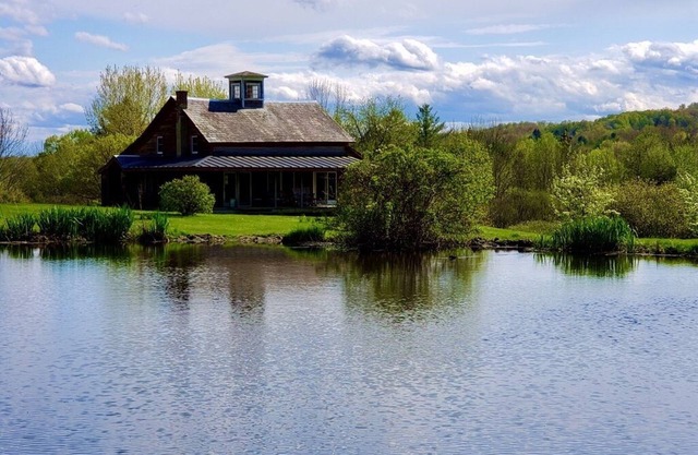 Nature Lovers Paradise Converted Barn