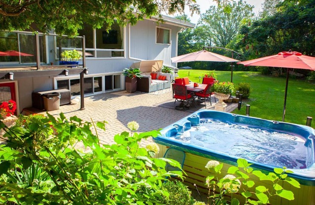 Nature Oasis BarMar 2BR Suite in Dundas close to Webster Falls