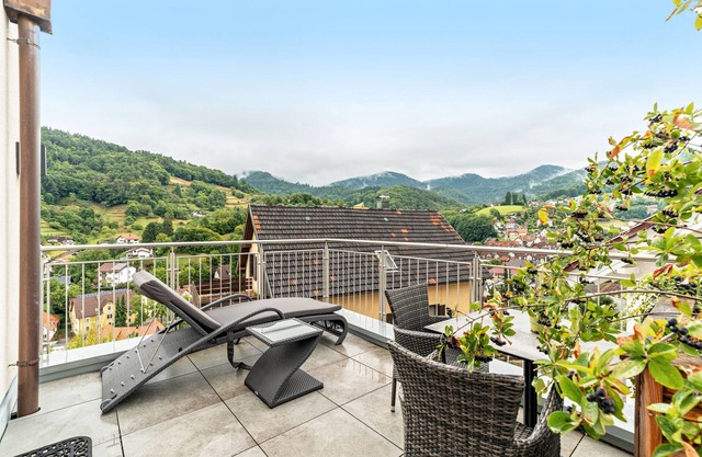 Naturzimmer 'Bienenstock' mit Terrasse, WLAN und Klimaanlage