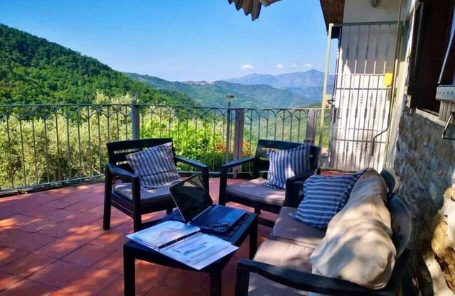 Nature's Rustico - Quiet Location - Picturesque
