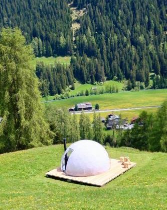 Naturedome Hof Camenisch