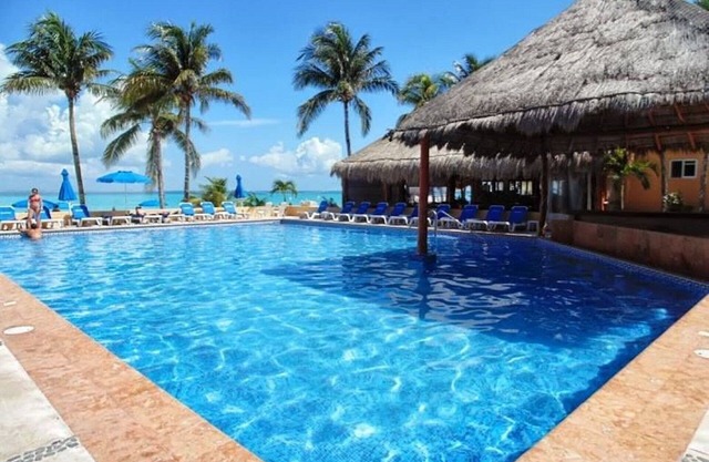 Nautibeach Resort Deluxe Condo