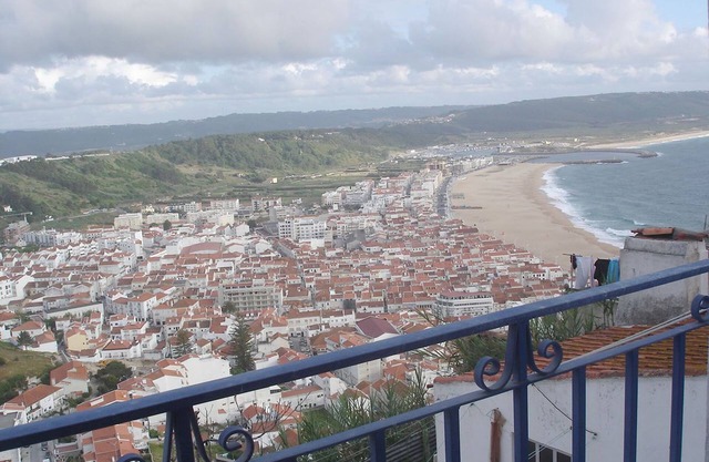Nazaré - Haus mit Panoramablick auf den Strand - 2 Stockwerke - 2 bis 6 Personen