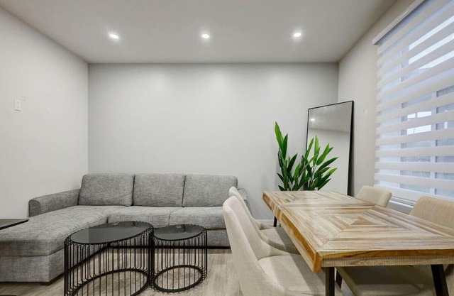NDG Loft |A Contemporary Urban Retreat
