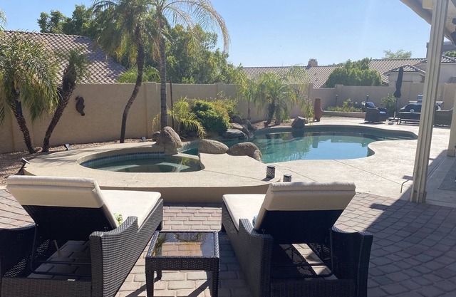 NE Mesa Golf Community Oasis