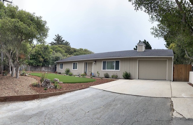 Near Beaches, Parks, Aquarium, Wharf, Pebble Bch,Pacific Grove & Carmel