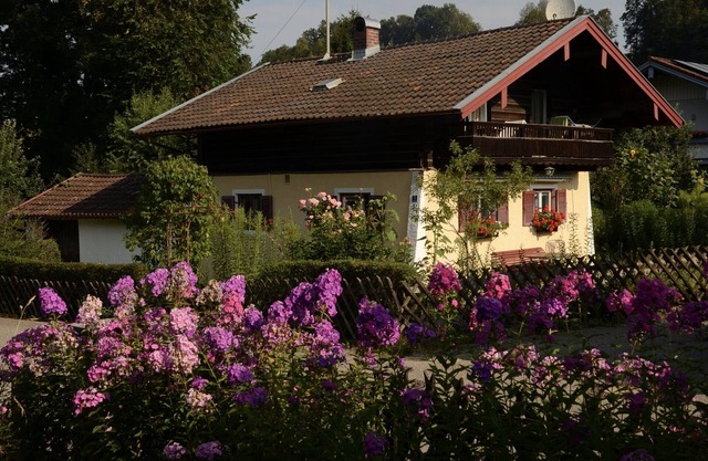 Nähe Chiemsee:Ferienhaus Beate (85m²) familienfreundlich mit 2 sep.Schlafzimmern