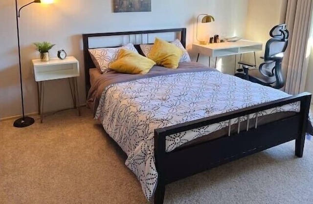 Near Disneyland, Near Universities ，Diamond bar Private Room with Full Bathroom