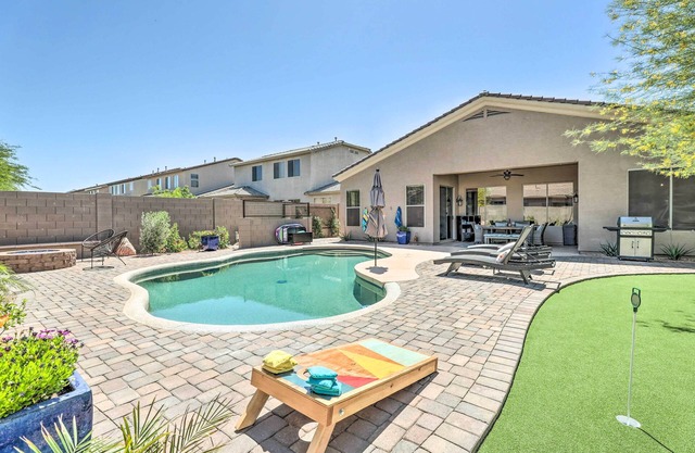 Near Golf & Spring Training: Goodyear Home w/ Pool
