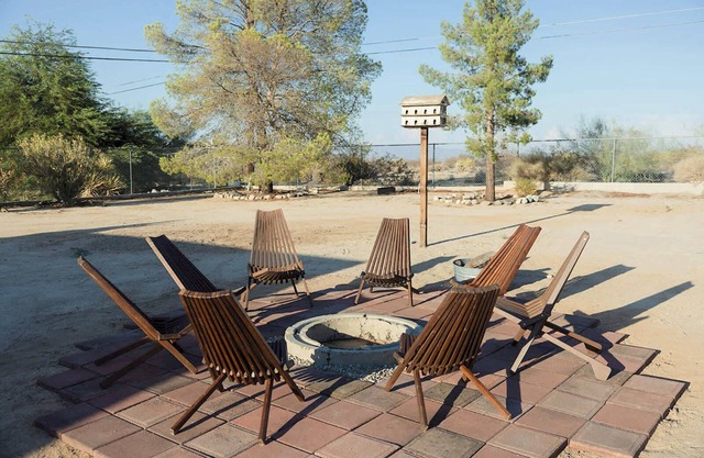 Near Indian Cove & JTNP, Outdoor Lounge, + FirePit