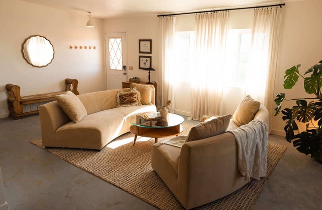 Near Indian Cove & JTNP, Outdoor Lounge, + FirePit