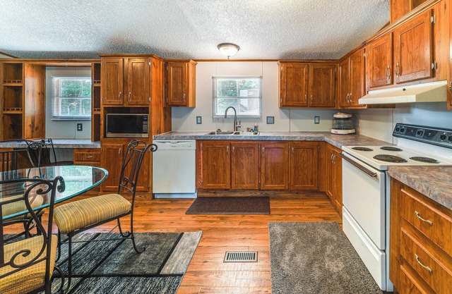 Near Kanawha River & ATV Trails: Home w/Deck!