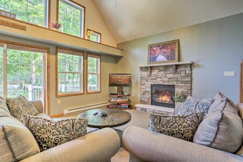 Near Lake and Hiking Pocono Home with Hot Tub