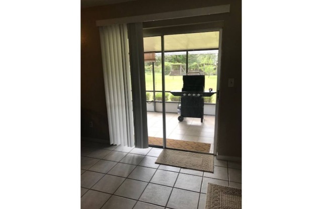 Near Lake Myrtle Sports Park, Walking Distance