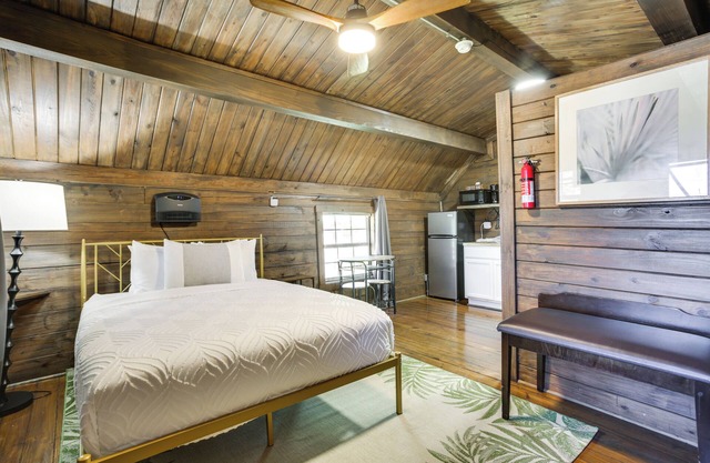 Near NOLA: Bayou Cabin w/ Pool Access!