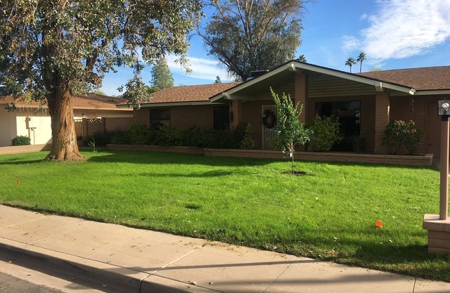 Near spring training facilities, golf courses, the stadium and nature!