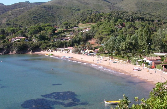 In der Nähe des bellisima Straccoligno Strand gepflegt Wohnung.