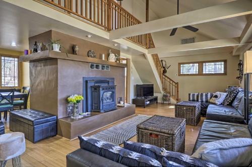 Near Tonto National Forest Dog-Friendly Cabin!