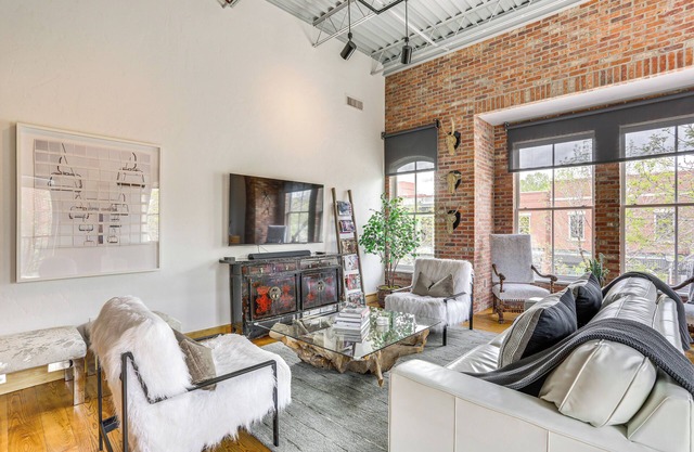 Near Trail: Dtwn Eagle Ranch Condo w/ Balcony