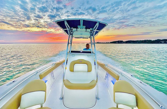 Walk to the waterfront 🌊 -Instant book 5 ⭐️ Sunset 🌅 Drinks Vacay Free Boat Slip