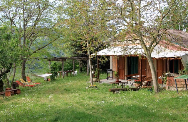 Nespoli: Ferienhaus / Villa.Haus am Hügel inmitten der Natur