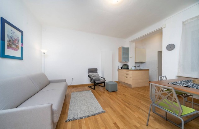 Nest in the City - Studio x2!