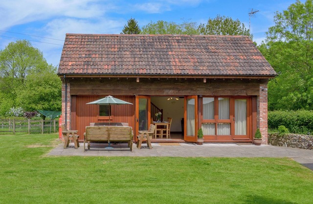 2 Schlafzimmer Unterkunft in Dunkeswell Abbey, near Honiton