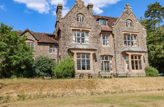 Nethercott House