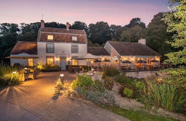 Netherfield Watersedge Lodge