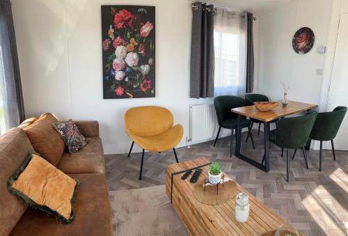 Neues Ferienhaus Nr 86 für bis zu 5 Persdirekt am Wattenmeer, hundefreundlich eingezäunt