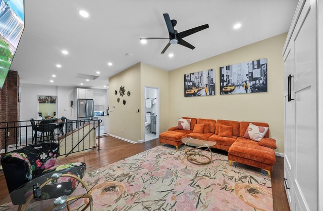 NEW 2BR/2Bath, 4Beds, 10 Min to NYC, Sleeps 6