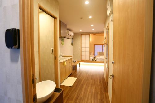 New 2BR Ueno Home 2 Minutes Walk to Metro Station