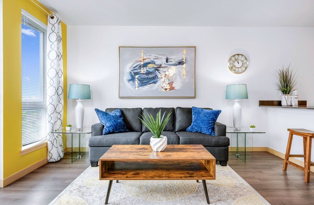 ★NEW★ 2mi→Downtown★ Balcony+Rooftop Views★ WiFi★ W/D