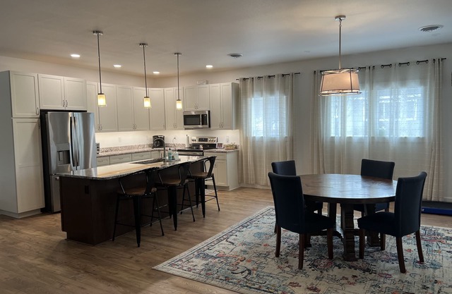 New 3 bdrm home! quiet, single level with open floor plan. 10 min. from Moscow.