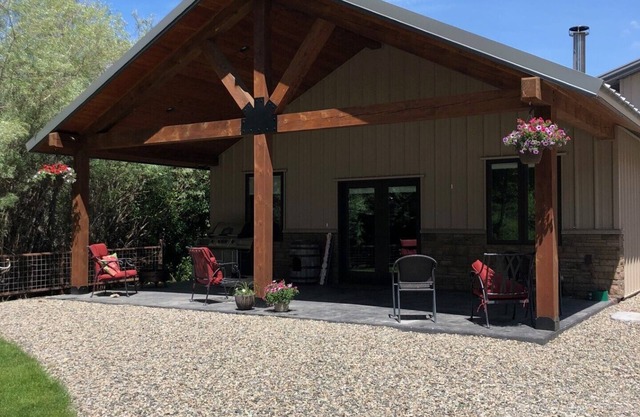 NEW 3-bedroom house in Wolf Creek!