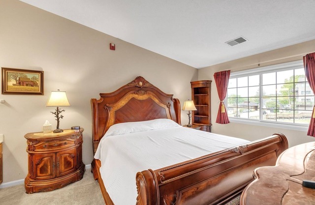 NEW! 3rd Floor Front Side Corner Penthouse Suite - 304 by Grand Wood Suites