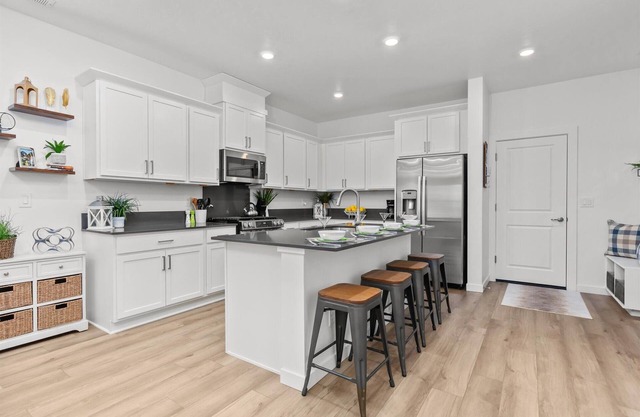 New 4-bedroom townhome w/Pool and 2 car garage in welcoming Eagle with AC, WiFi.