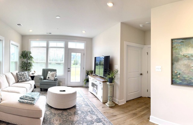 New 4BR/3.5 Bath Luxury Villa in Lewes, DE - Walking Distance to Lewes Beach!