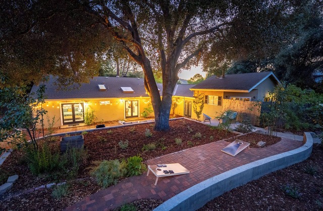 New 4BR GREAT Location*Sleeps 11