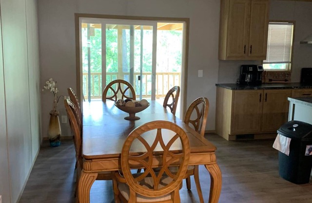 New 5 BR vacation house at beautiful Lake Greeson!! Great for large gatherings!!