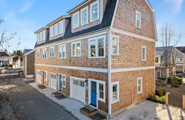 *New* A Stairway to Heaven, dog-friendly, ocean view!