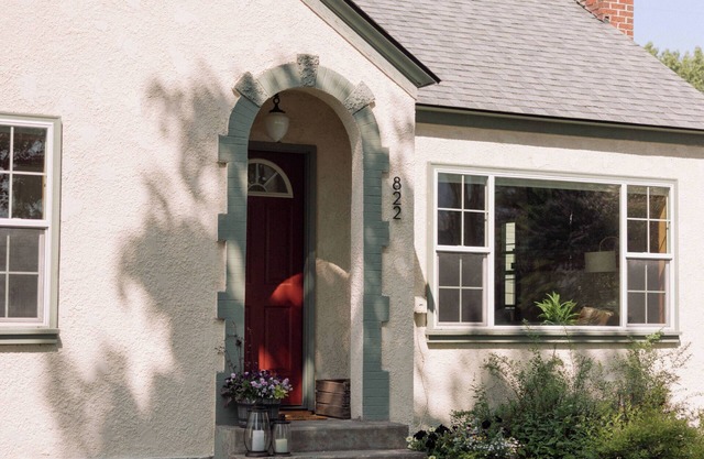 NEW! Abbott Creek Cottage: 2B/1B charmer 15 minutes from Glacier, great location
