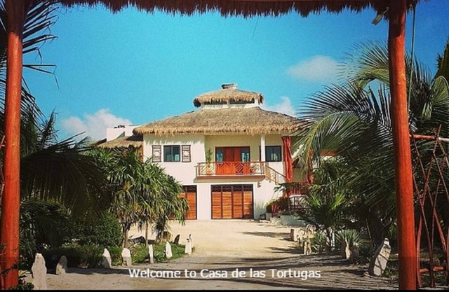 PRIVATES HAUS AM STRAND AN DER SCHÖNEN SMARAGDKÜSTE DER YUCATANISCHEN PENNISULA