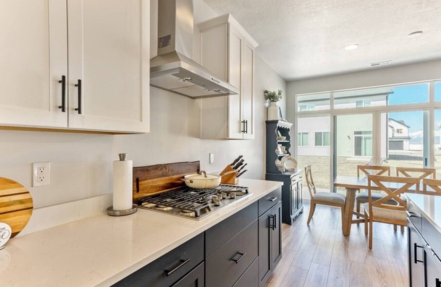 New! AF Retreat | Chef's Kitchen | Free Massage