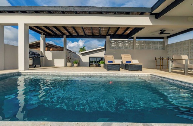 New BeachSide 3BR w/ Private Pool Ocean View