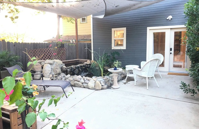 NEW! Beautiful Downtown Ojai Studio with Private Patio