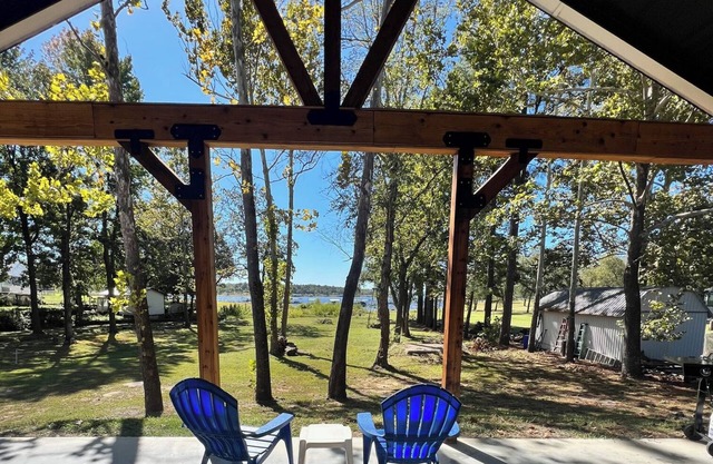 New Breathtaking Lakeside #1 Home